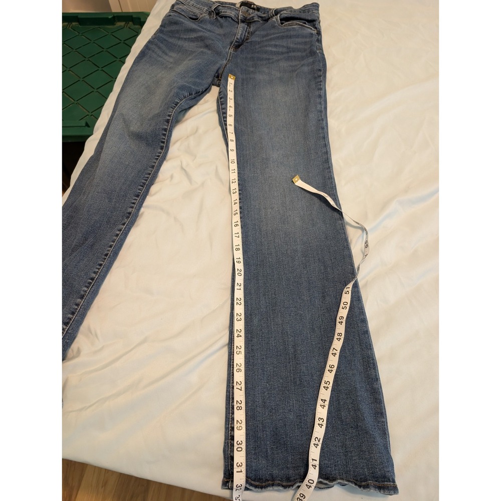 KUT from the Kloth Straight Leg Women's Size 14 Denim Blue Jeans - Picture 7 of 9